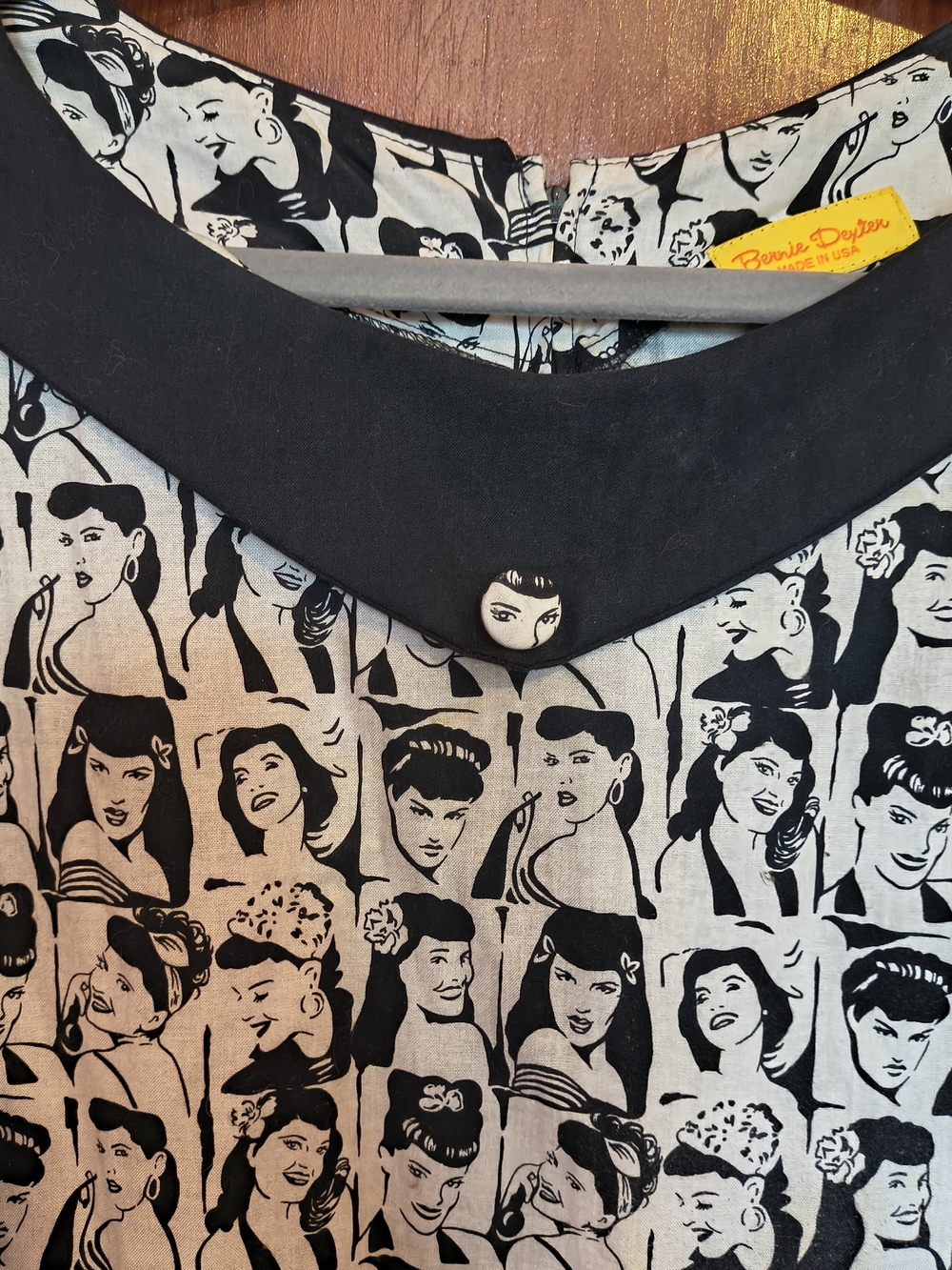 Bernie Dexter Photo Booth Face Novelty Print Dress Black/White Rockabilly - Picture 3 of 11